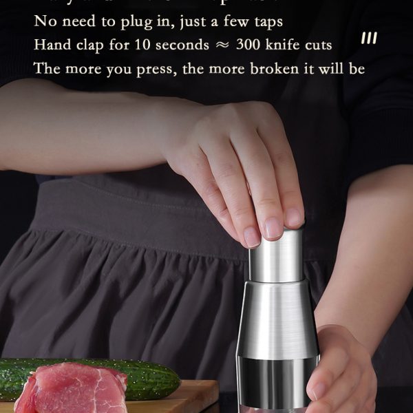 Sekáček CHOPPER na cibuli a další zeleninu a bylinky slider